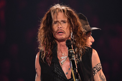 Vokalis Aerosmith Steven Tyler tampil pada Grammy Awards Tahunan ke-62 pada 26 Januari 2020. Foto: Robyn Beck / AFP