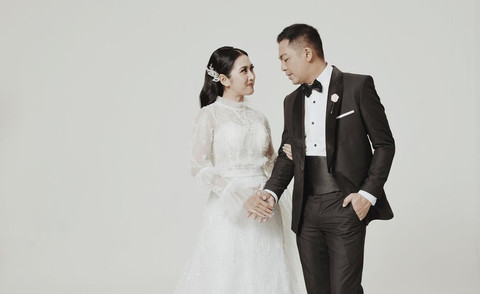 Pernikahan Ade Govinda. Foto: Instagram/indiarisa