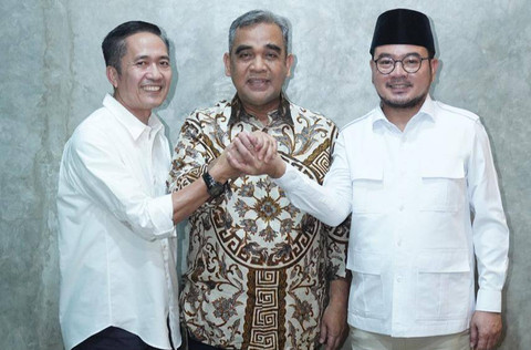 Ratu Dewa-Prima Salam bersama Sekjen Partai Gerindra, Ahmad Muzani. (ist)