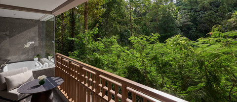 Premier Suite - Balcony di Anantara Ubud Bali Resort. Foto: Anantara