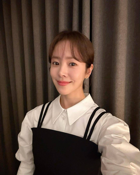 Aktris Korea Selatan Han Ji Min. Foto: Instagram/@roma.emo