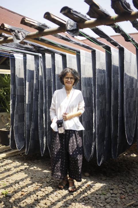 Chitra Subiyakto, Founder Sejauh Mata Memandang di Studio Sejauh. Dok. Sejauh Mata Memandang