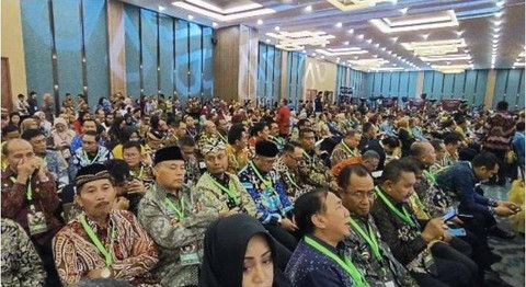 Suasana acara Universal Health Coverage (UHC) Award 2024 di The Krakatau Grand Ballroom, Taman Mini Indonesia Indah (TMII), Kamis (8/8). | Foto: Instagram Dinas Kesehatan Way Kanan