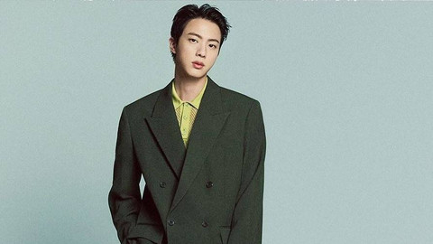 Jin BTS menjadi global brand ambassador terbaru Gucci, rumah fashion mewah asal Italia. Foto: Instagram/gucci