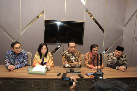 Konpers Peradi SAI soal rakernas yang membahas peran AI dan perkembangan teknologi di Surabaya, Jatim, Jumat (9/8). Foto: Dok. Istimewa