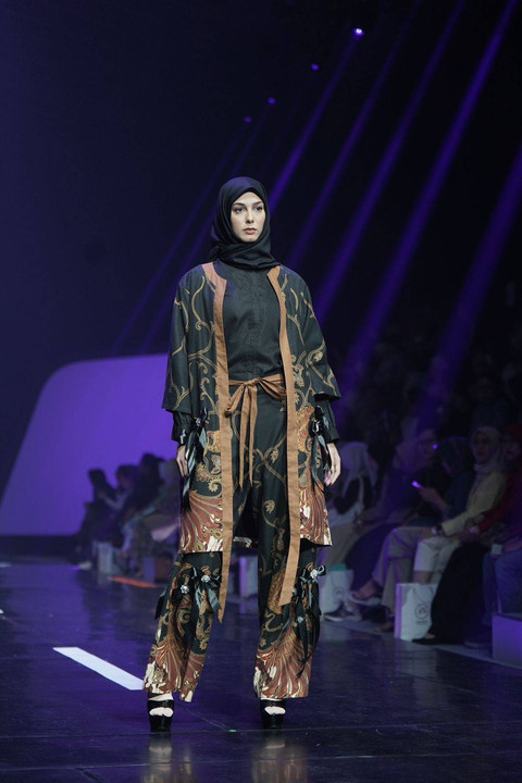 Produsen serat viscose-rayon berkelanjutan, Asia Pacific Rayon (APR) berkolaborasi dengan enam jenama lokal meluncurkan koleksi fashion modest berkelanjutan bertajuk 