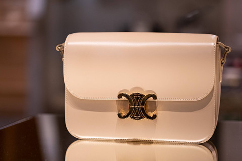 Ilustrasi tas Celine. Foto: Shutterstock