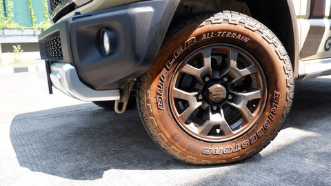 PT Bridgestone Tire Indonesia (BTI) luncurkan ban terbaru Bridgestone Dueler A/T002 untuk kendaraan SUV dan double cabin. Foto: Sena Pratama/kumparan
