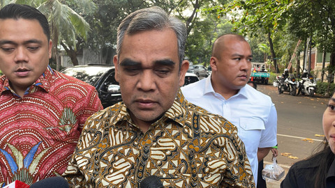 Sekjen Partai Gerindra Ahmad Muzani tiba di Kertanegara 4, Jakarta Selatan, Kamis (15/8/2024). Foto: Fadhil Pramudya/kumparan