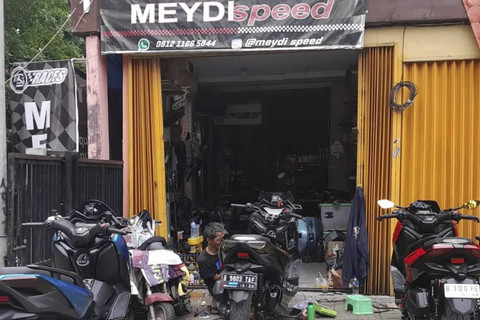 Suasana bengkel Meydi Speed di kawasan Srengseng Sawah, Jakarta Selatan. Foto: Instagram/ @meydispeed2021