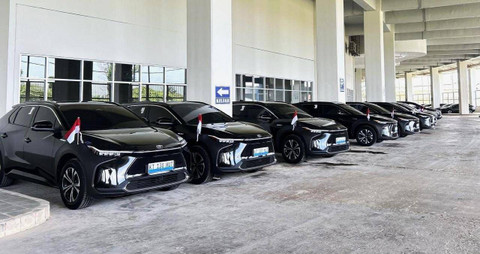 PT Toyota-Astra Motor (TAM) mengirim 40 unit Toyota bZ4X untuk Upacara Peringatan HUT ke-79 Republik Indonesia (RI) di Ibu Kota Nusantara (IKN), Kalimantan Timur, Jumat (16/8). Foto: Toyota