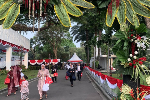 Suasana jelang upacara HUT ke-79 RI di Istana Merdeka, Jakarta, Sabtu (17/8/2024). Foto: Paulina Herasmaranindar/kumparan