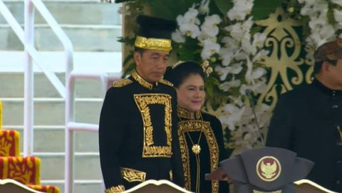 Presiden Joko Widodo tiba untuk menghadiri upacara HUT ke-79 RI Istana Negara IKN, Kalimantan Timur, Sabtu (17/8/2024). Foto: YouTube/Sekretariat Presiden