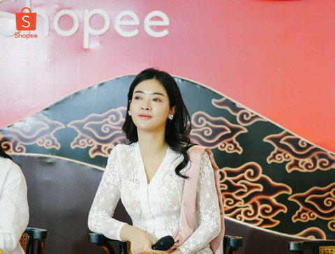 Dara Sarasvati yang upayakan pelestarian kekayaan budaya lewat konten kreatif. Foto: dok. Istimewa