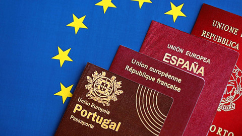 Paspor negara-negara Uni Eropa. Foto: Shutterstock
