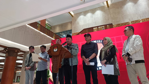 Konferensi pers KPU RI menanggapi putusan MK soal Pilkada di JCC, Senayan, Jakarta Pusat, Selasa (20/8/2024). Foto: Thomas Bosco/kumparan
