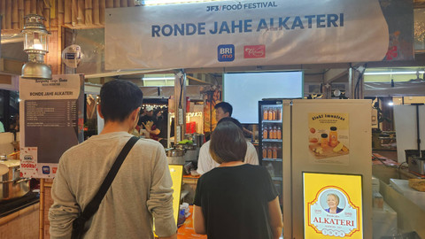 Tenant-tenant jadoel yang ada di JF3 Food Festival yang ada di La Piazza, Summarecon Mall Kelapa Gading. Foto: Ela Nurlaela/kumparan