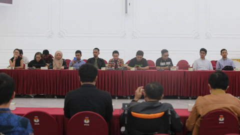 Audiensi Koalisi Masyarakat Sipil dengan KPU, Jumat (23/8/2024). Foto: X/@titianggraini