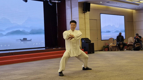 Mengenal Tai Chi, salah satu martial arts asal China dan juga olahraga orang China. Foto: Nadia Jovita Injilia Riso/kumparan