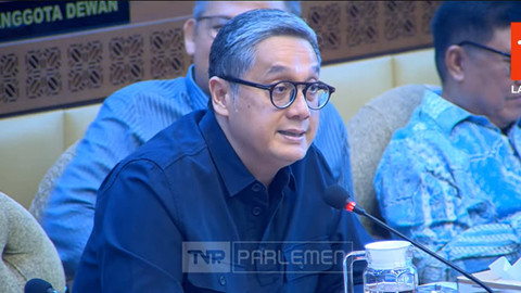 Anggota Baleg DPR Fraksi PDIP, Putra Nababan, di kompleks Parlemen, Senayan, Jakarta, Minggu (25/8/2024). Foto: Youtube/TV Parlemen