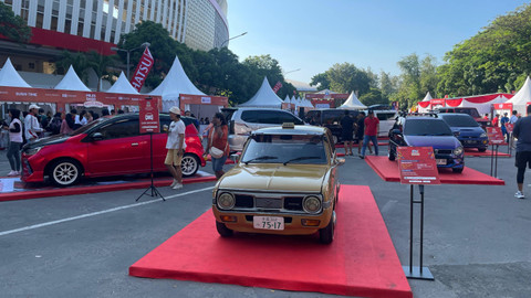 PT Astra Daihatsu Motor (ADM) kembali gelar acara Kumpul Sahabat Solo di Stadion Manahan Solo, Minggu (25/8/2024).  Foto: Sena Pratama/kumparan