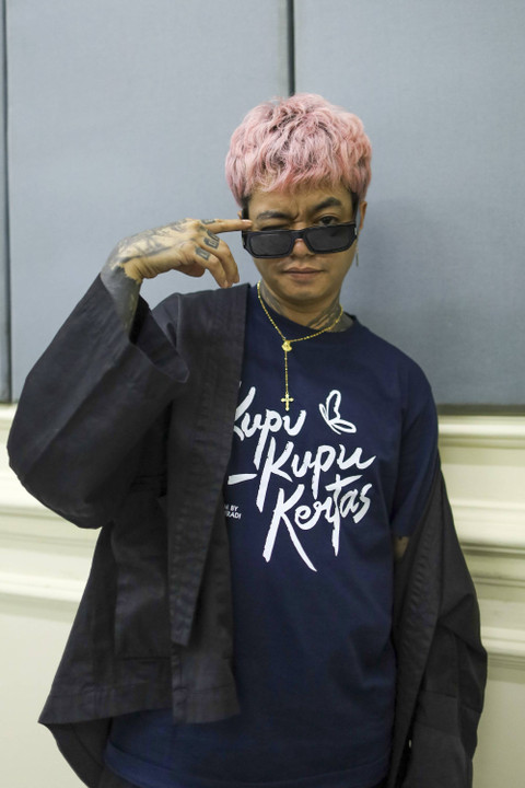 Pemeran Film Kupu-Kupu Kertas, Reza Oktavian saat berkunjung ke kumparan, Kamis (29/8/2024). Foto: Syawal Febrian Darisman/kumparan