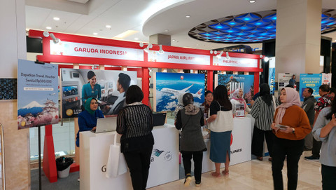 Booth airlines di Japan Travel Fair 2024. Foto: Gitario Vista Inasis/kumparan