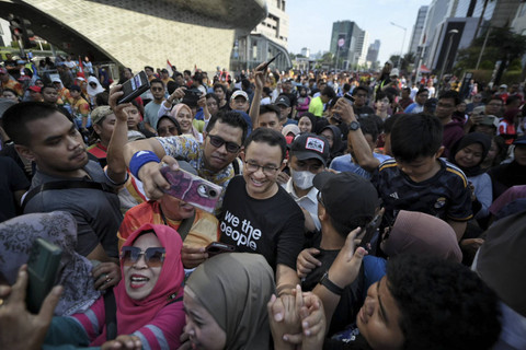 Anies Baswedan jadi magnet di CFD Jakarta, Minggu (1/9/2024). Foto: Dok: Istimewa 