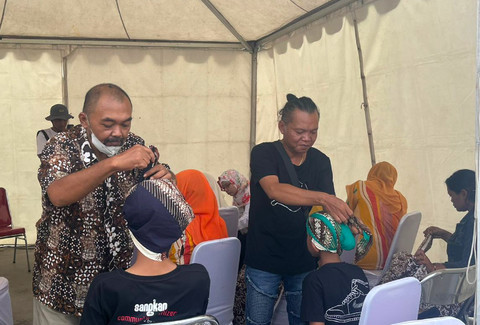 Persiapan penampilan jathilan anak-anak. Foto: Nawalre
