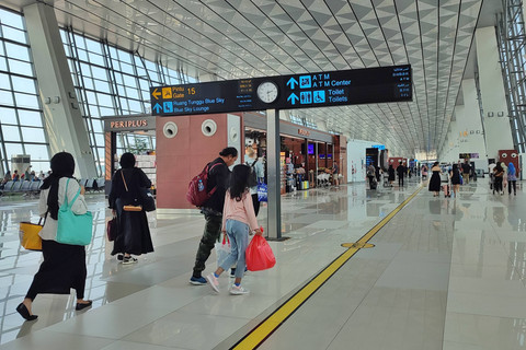Ilustrasi di dalam bandara. Foto: Jamal Ramadhan/kumparan