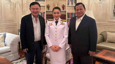   Prabowo Subianto bertemu Thaksin Shinawatra di Bangkok, Thailand.    Foto: Instagram/@prabowo