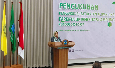 Ketua IKA Fakultas Pertanian Unila yang baru dilantik, Elvira Umihanni | Foto : Ist