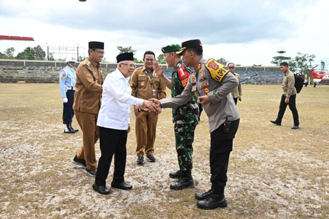 Wakil Presiden Ma'ruf Amin tiba di Kabupaten Bangka Selatan, Kepulauan Bangka Belitung pada Selasa (10/9/2024).  Foto: BPMI Setwapres