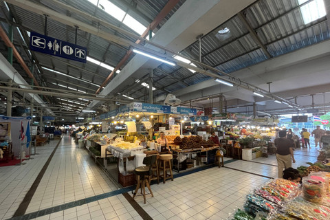 Suasana Pasar Or Tor Kor yang rapi dan bersih. Foto: Gadi Kurniawan Makitan/kumparan