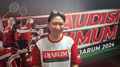 Susy Susanti di tengah Audisi Umum PB Djarum 2024 di GOR Djarum Jati, Kudus, Jawa Tengah, Jumat (13/9/2024). Foto: Katondio Bayumitra Wedya/kumparan