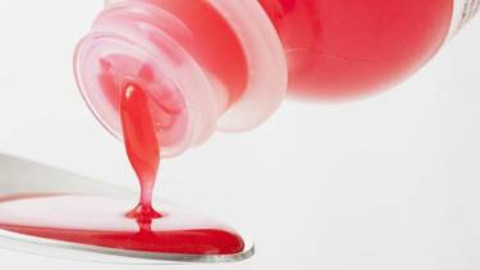 Ilustrasi obat batuk. Foto: Pixabay