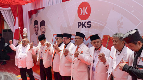 Elite PKS sebelum acara Rapimnas PKS di Kantor DPP PKS, Jakarta, Kamis (19/9/2024). Foto: Luthfi Humam/kumparan