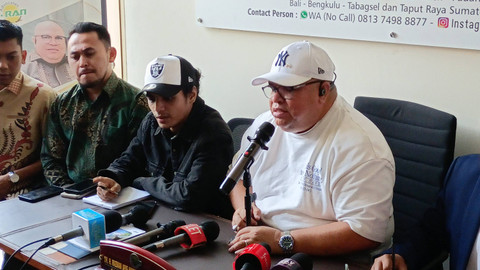 Suasana Konferensi Pers Vadel Badjideh di Jakarta, Jumat (20/9).   Foto: Aprilandika Pratama/kumparan