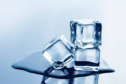 Ilustrasi Gejala Perubahan Fisika Ditunjukkan Dengan Adanya, Foto: Unsplash/filiphoto.