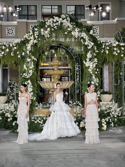 Jenama bridal SEBASTIANsposa menghadirkan gaun pernikahan dalam koleksi 'REVERIE'. Foto: Dok.  SEBASTIANsposa
