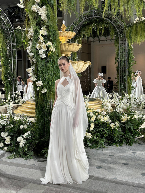 Jenama bridal SEBASTIANsposa menghadirkan gaun pernikahan dalam koleksi 'REVERIE'. Foto: Dok.  SEBASTIANsposa