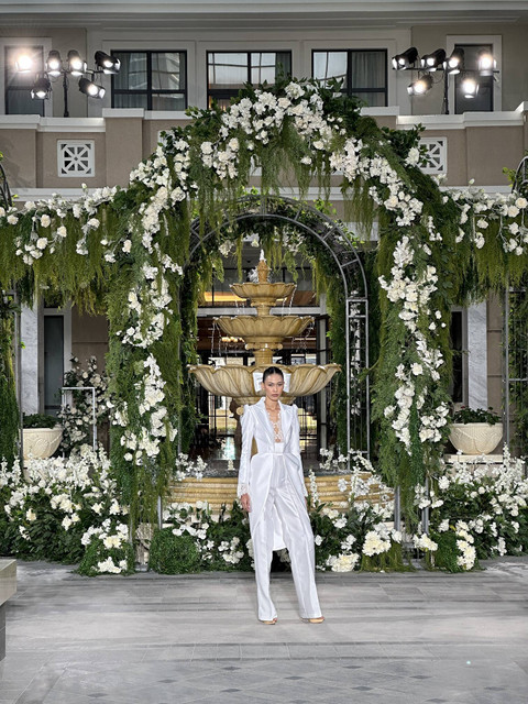 Jenama bridal SEBASTIANsposa menghadirkan gaun pernikahan dalam koleksi 'REVERIE'. Foto: Dok.  SEBASTIANsposa