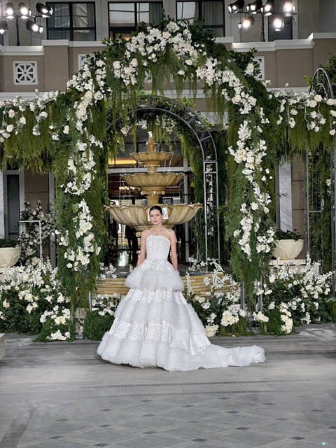 Jenama bridal SEBASTIANsposa menghadirkan gaun pernikahan dalam koleksi 'REVERIE'. Foto: Dok.  SEBASTIANsposa