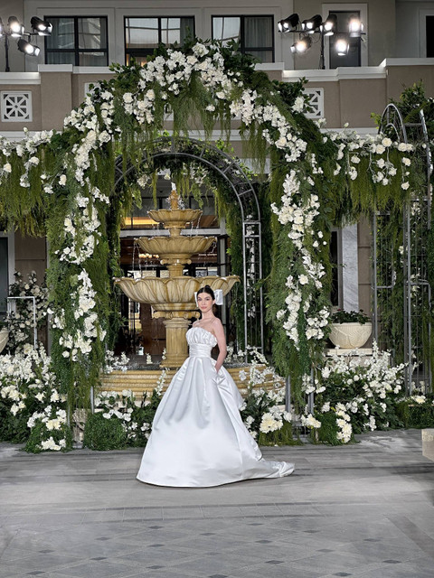 Jenama bridal SEBASTIANsposa menghadirkan gaun pernikahan dalam koleksi 'REVERIE'. Foto: Dok.  SEBASTIANsposa