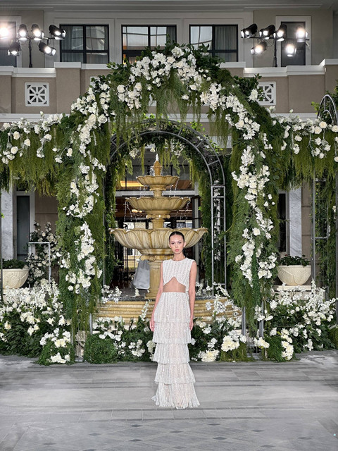 Jenama bridal SEBASTIANsposa menghadirkan gaun pernikahan dalam koleksi 'REVERIE'. Foto: Dok.  SEBASTIANsposa