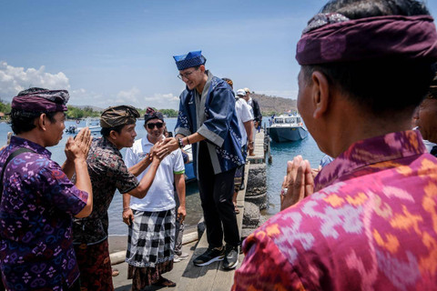 Menparekraf Sandiaga Uno meluncurkan paket wisata 3B (Banyuwangi-Bali Barat-Bali Utara) di Banyuwangi pada Sabtu (21/9/2024). Foto: Kemenparekraf RI