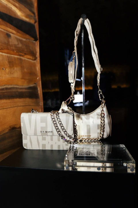 Steve Madden menggelar Steve Madden Clubhouse untuk menyambut koleksi terbaru Fall Winter 2024 dan Men's Collection. Dok: Steve Madden