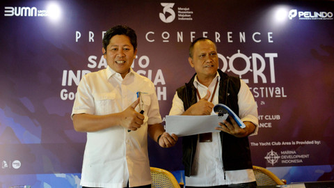 Direktur Utama PT Pelindo Solusi Logistik (SPSL) Joko Noerhudha (kiri) dan Wakil Ketua Panitia Sail to Indonesia Goes to BMTH Wiluyo Karyanto (kanan) pada konferensi pers Sail to Indonesia Goes to BMTH di Jakarta, Senin (23/9/2024). Foto: Dok. Pelindo