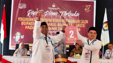 Pasangan calon bupati-wakil bupati Maros, Chaidir Syam-Muetaziem Mansyur, resmi melawan kotak kosong pada Pilkada serentak 2024. Ia mengantongi nomor urut 2. Foto: Dok. Istimewa