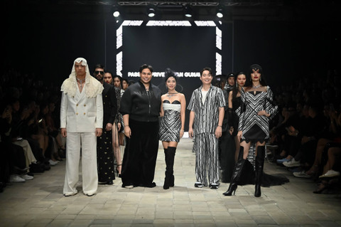 Koleksi Passion Prive x Ivan Gunawan di Plaza Indonesia Men's Fashion Week 2024.  Foto: Dok. PIMFW